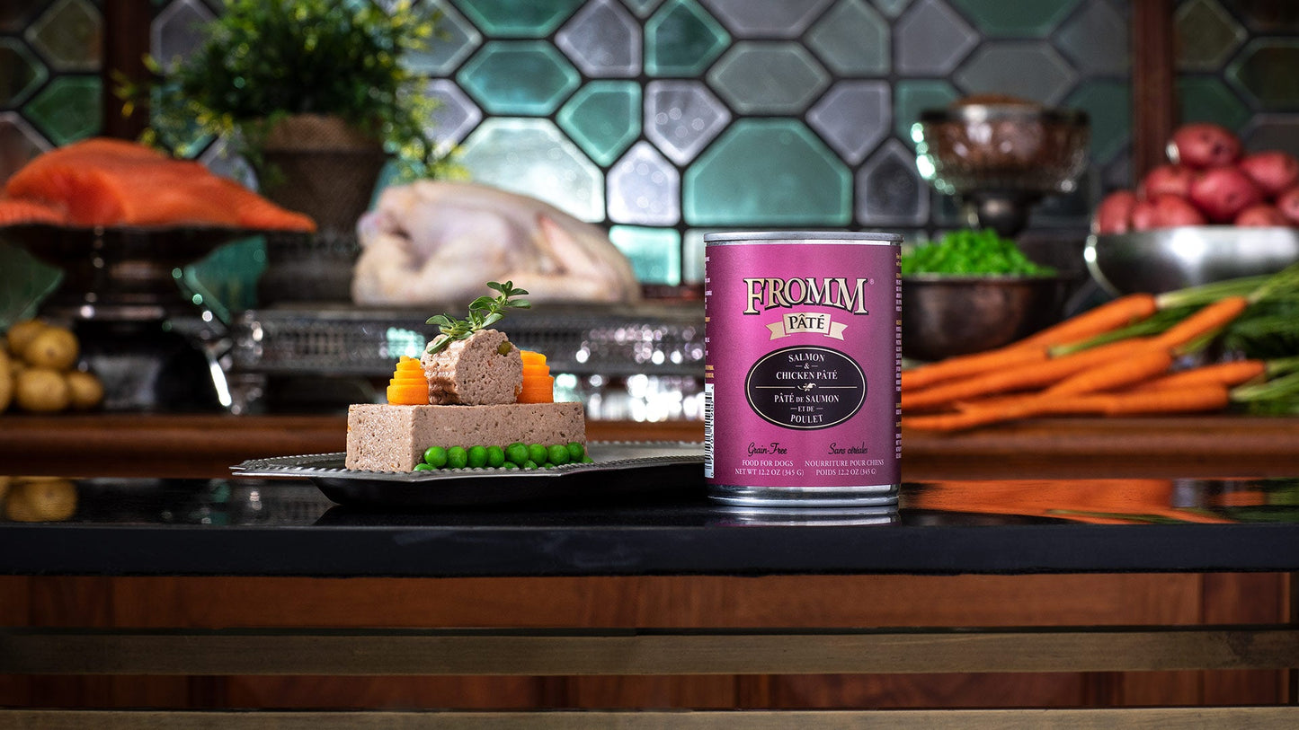 Nourriture En Conserve Pour Chien *Saumon et Poulet Pâté* - Fromm